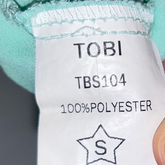 Tobi Tank Top V-Neck Adjustable Straps Low Cut Back Sleeveless Pullover Shirt - Picture 6 of 8